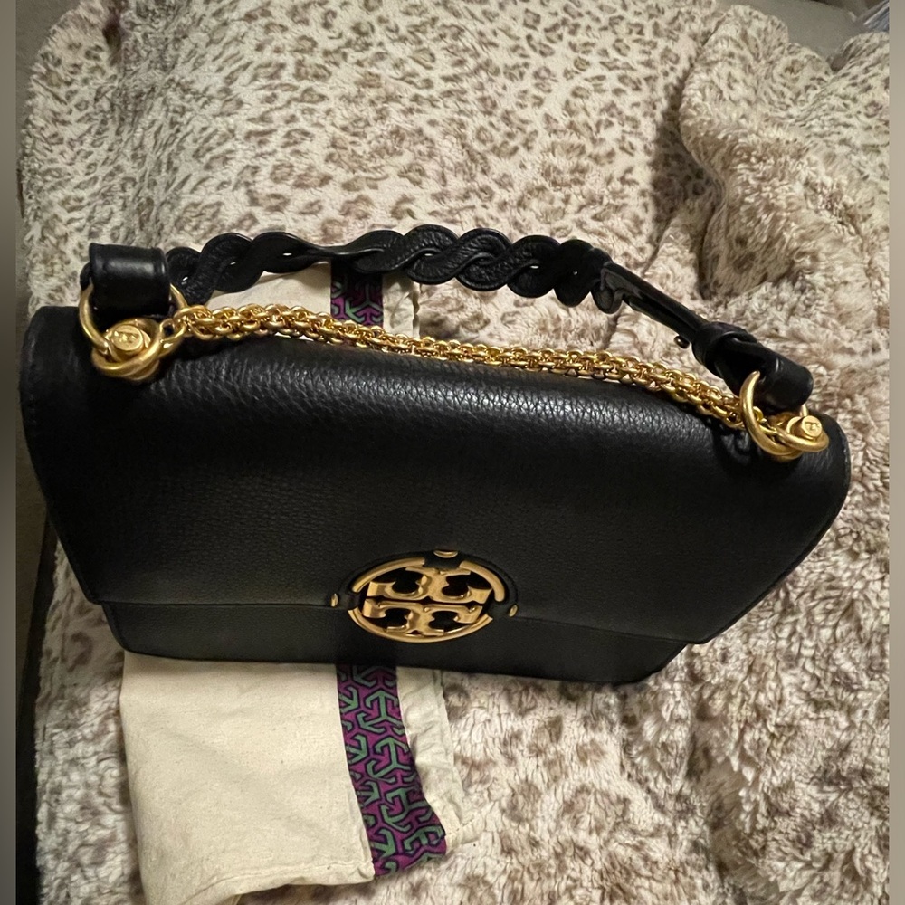 Tory Burch Black Leather Shoulder Bag with Gold Logo